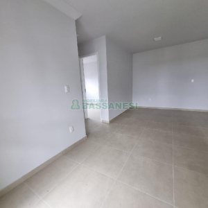Apartamento com 59m², 2 dormitórios, 1 vaga, no bairro Vila Verde em Caxias do Sul para Alugar