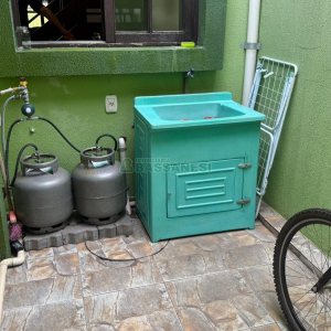 Sobrado com 75m², 2 dormitórios, 1 vaga, no bairro Desvio Rizzo em Caxias do Sul para Comprar