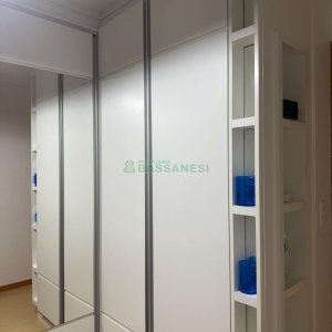 Apartamento com 75m², 2 dormitórios, 1 vaga, no bairro Universitário em Caxias do Sul para Alugar