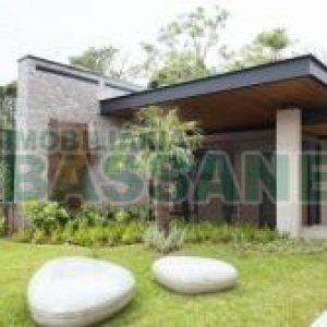 Apto Mobiliado com 110m², 3 dormitórios, 2 vagas, no bairro Petrópolis em Caxias do Sul para Alugar