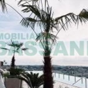 Apto Mobiliado com 110m², 3 dormitórios, 2 vagas, no bairro Petrópolis em Caxias do Sul para Alugar