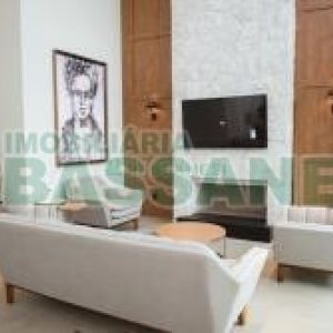 Apto Mobiliado com 110m², 3 dormitórios, 2 vagas, no bairro Petrópolis em Caxias do Sul para Alugar