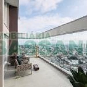 Apto Mobiliado com 110m², 3 dormitórios, 2 vagas, no bairro Petrópolis em Caxias do Sul para Alugar