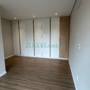 Apto Mobiliado com 110m², 3 dormitórios, 2 vagas, no bairro Petrópolis em Caxias do Sul para Alugar