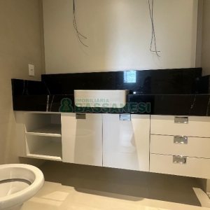 Apto Mobiliado com 110m², 3 dormitórios, 2 vagas, no bairro Petrópolis em Caxias do Sul para Alugar