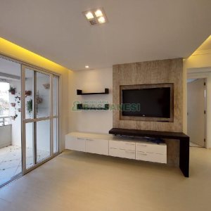 Apto Mobiliado com 113m², 2 dormitórios, 2 vagas, no bairro Rio Branco em Caxias do Sul para Alugar