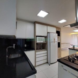 Apto Mobiliado com 113m², 2 dormitórios, 2 vagas, no bairro Rio Branco em Caxias do Sul para Alugar