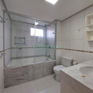 Apto Mobiliado com 113m², 2 dormitórios, 2 vagas, no bairro Rio Branco em Caxias do Sul para Alugar