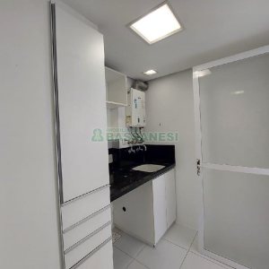 Apto Mobiliado com 113m², 2 dormitórios, 2 vagas, no bairro Rio Branco em Caxias do Sul para Alugar