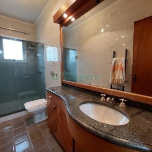 Apartamento com 150m², 3 dormitórios, 3 vagas, no bairro Exposição em Caxias do Sul para Alugar