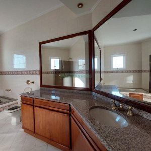 Apartamento com 150m², 3 dormitórios, 3 vagas, no bairro Exposição em Caxias do Sul para Alugar