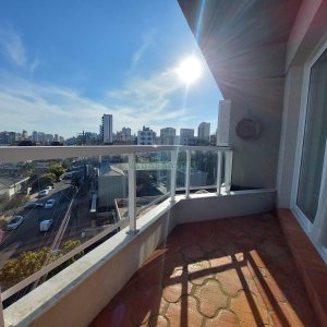 Apartamento com 150m², 3 dormitórios, 3 vagas, no bairro Exposição em Caxias do Sul para Alugar