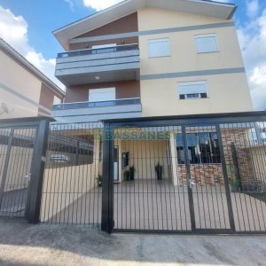 Sobrado com 90m², 2 dormitórios, 1 vaga, no bairro São Luiz em Caxias do Sul para Comprar