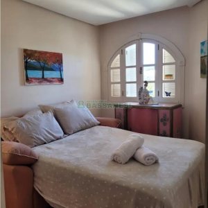 Casa Mobiliada com 320m², 3 dormitórios, 3 vagas, no bairro Vinhedos em Caxias do Sul para Alugar