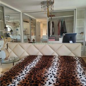 Casa Mobiliada com 320m², 3 dormitórios, 3 vagas, no bairro Vinhedos em Caxias do Sul para Alugar