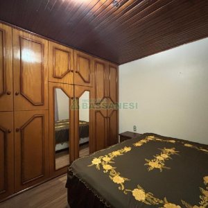 Casa Mobiliada com 140m², 3 dormitórios, 2 vagas, no bairro São Cristóvão em Caxias do Sul para Alugar