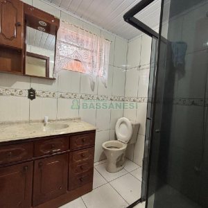 Casa Mobiliada com 140m², 3 dormitórios, 2 vagas, no bairro São Cristóvão em Caxias do Sul para Alugar