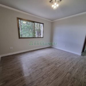 Apartamento com 65m², 2 dormitórios, 1 vaga, no bairro Petrópolis em Caxias do Sul para Alugar