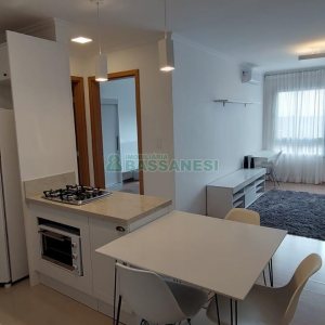 Apto Mobiliado com 65m², 1 dormitório, 1 vaga, no bairro Madureira em Caxias do Sul para Alugar