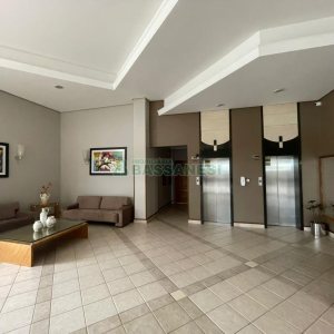 Apartamento com 132m², 3 dormitórios, 2 vagas, no bairro São Pelegrino em Caxias do Sul para Comprar