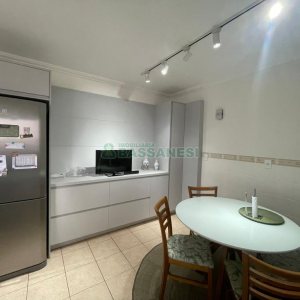 Apartamento com 132m², 3 dormitórios, 2 vagas, no bairro São Pelegrino em Caxias do Sul para Comprar