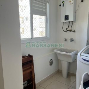 Apartamento com 114m², 3 dormitórios, 2 vagas, no bairro Universitário em Caxias do Sul para Alugar