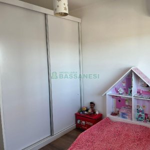 Apartamento com 114m², 3 dormitórios, 2 vagas, no bairro Universitário em Caxias do Sul para Alugar
