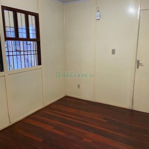 Casa com 98m², 3 dormitórios, no bairro Galópolis em Caxias do Sul para Alugar