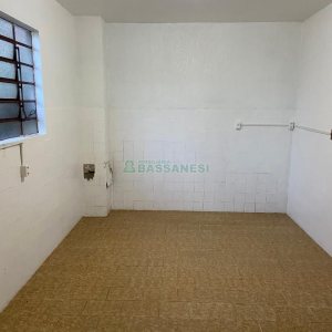 Casa com 98m², 3 dormitórios, no bairro Galópolis em Caxias do Sul para Alugar