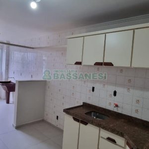 Apartamento com 98m², 3 dormitórios, 1 vaga, no bairro Santa Catarina em Caxias do Sul para Comprar