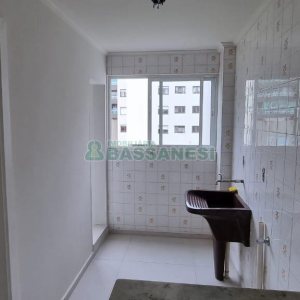 Apartamento com 98m², 3 dormitórios, 1 vaga, no bairro Santa Catarina em Caxias do Sul para Comprar