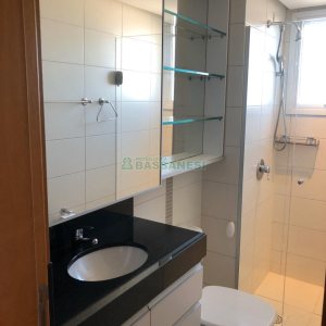 Apto Mobiliado com 60m², 2 dormitórios, 1 vaga, no bairro Charqueadas em Caxias do Sul para Alugar