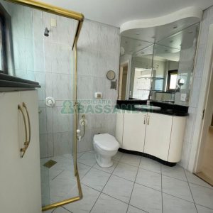 Apartamento com 119m², 4 dormitórios, 2 vagas, no bairro Pio X em Caxias do Sul para Comprar