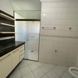 Apartamento com 119m², 4 dormitórios, 2 vagas, no bairro Pio X em Caxias do Sul para Comprar