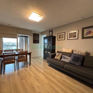 Apartamento com 85m², 2 dormitórios, 2 vagas, no bairro Sagrada Família em Caxias do Sul para Comprar