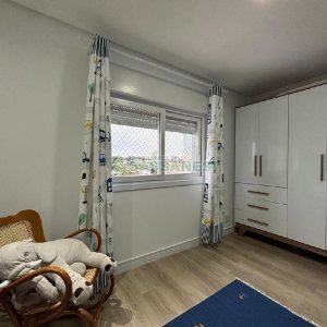 Apartamento com 85m², 2 dormitórios, 2 vagas, no bairro Sagrada Família em Caxias do Sul para Comprar