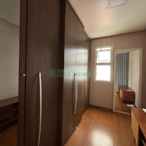 Casa Mobiliada com 180m², 3 dormitórios, 2 vagas, no bairro Desvio Rizzo em Caxias do Sul para Alugar