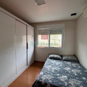 Casa Mobiliada com 180m², 3 dormitórios, 2 vagas, no bairro Desvio Rizzo em Caxias do Sul para Alugar