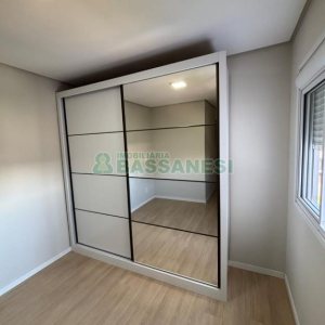 Apartamento com 56m², 2 dormitórios, 1 vaga, no bairro Jardim América em Caxias do Sul para Alugar