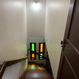 Casa com 266m², 3 dormitórios, 4 vagas, no bairro Panazzolo em Caxias do Sul para Comprar