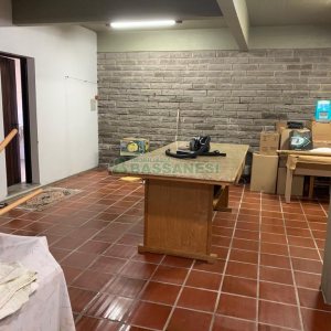 Casa com 266m², 3 dormitórios, 4 vagas, no bairro Panazzolo em Caxias do Sul para Comprar