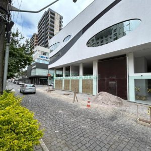 Loja com 252m², 2 vagas, no bairro Centro em Caxias do Sul para Alugar