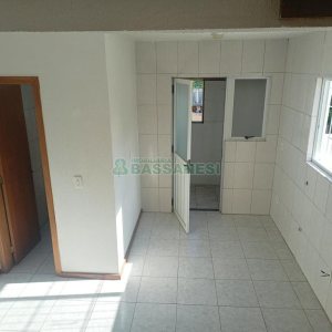 Sobrado com 62m², 2 dormitórios, 1 vaga, no bairro Santa Catarina em Caxias do Sul para Comprar