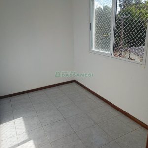 Sobrado com 62m², 2 dormitórios, 1 vaga, no bairro Santa Catarina em Caxias do Sul para Comprar