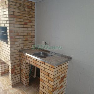 Sobrado com 62m², 2 dormitórios, 1 vaga, no bairro Santa Catarina em Caxias do Sul para Comprar