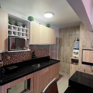 Predio com 321m², no bairro Presidente Vargas em Caxias do Sul para Comprar