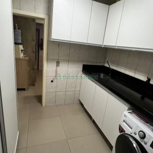 Predio com 321m², no bairro Presidente Vargas em Caxias do Sul para Comprar
