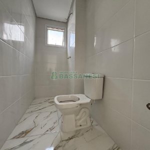 Apartamento com 81m², 2 dormitórios, 1 vaga, no bairro Nossa Senhora da Saúde em Caxias do Sul para Alugar