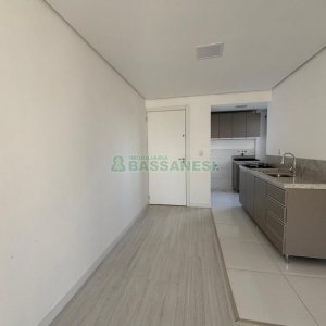 Apartamento com 81m², 2 dormitórios, 1 vaga, no bairro Nossa Senhora da Saúde em Caxias do Sul para Alugar