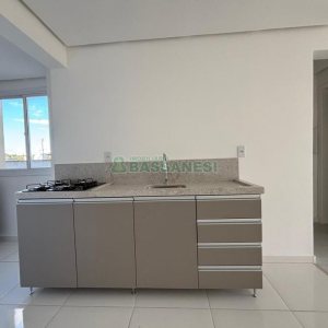 Apartamento com 81m², 2 dormitórios, 1 vaga, no bairro Nossa Senhora da Saúde em Caxias do Sul para Alugar